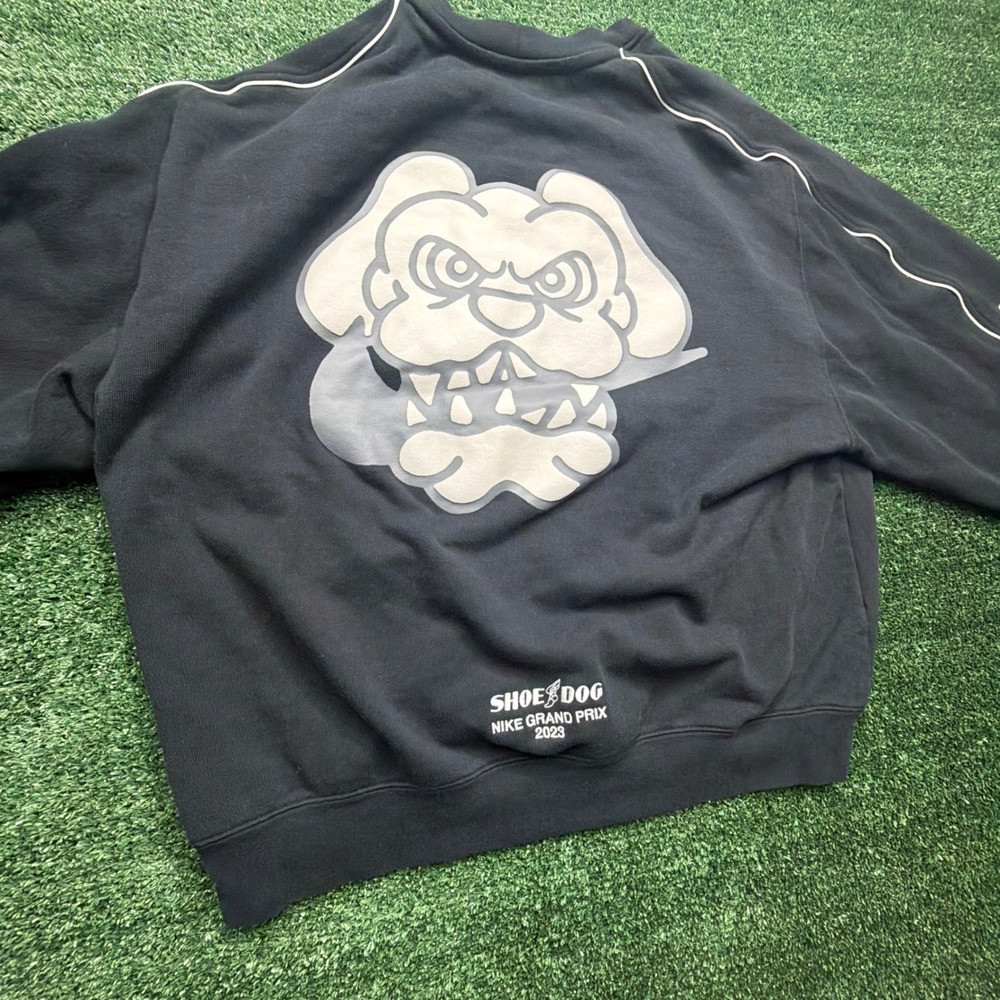 Nike Team Shoe Dog Grand Prix 2023 Sweatshirt Mens XXL Black Bulldog Graphic - Picture 6 of 7
